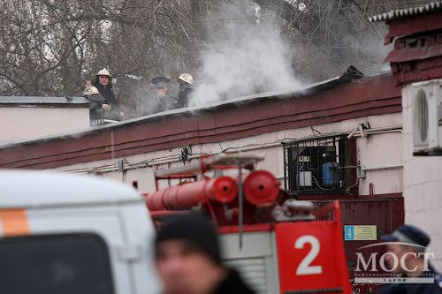Склады напротив Центрального рынка горели из-за мусора