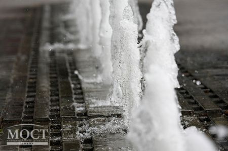 В Днепропетровске официально открыт сезон фонтанов (ФОТОРЕПОРТАЖ) В Днепропетровске официально открыт сезон фонтанов (ФОТОРЕПОРТАЖ)