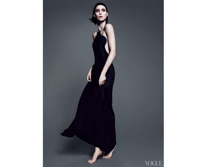 Девушка с татуировкой дракона стала героиней Vogue