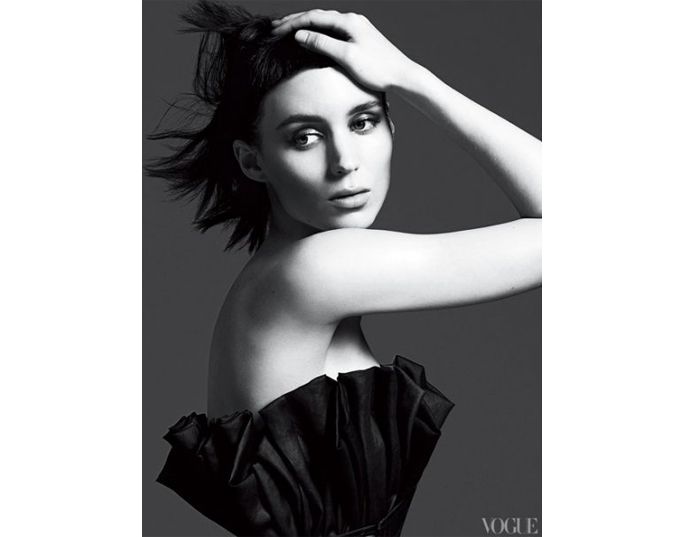 Девушка с татуировкой дракона стала героиней Vogue