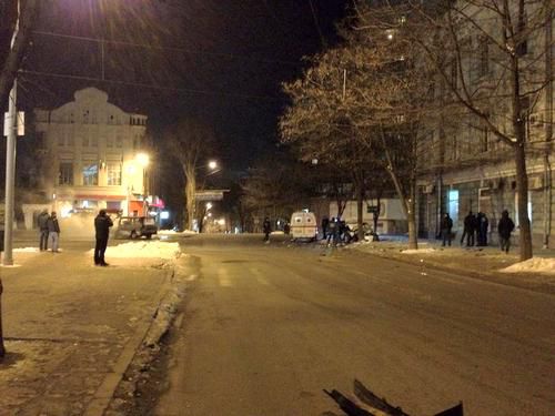 ДТП в Днепропетровске на ул. Карла Либкнехта: сгорел микроавтобус и разбилась иномарка