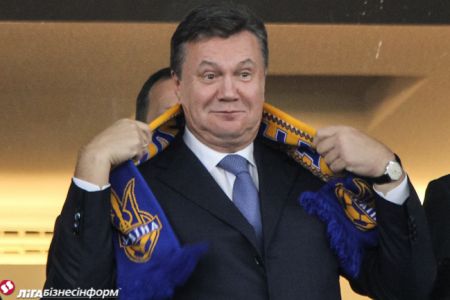 Vip-ложа матча Украина-Англия: 4 президента, министры и олигархи Vip-ложа матча Украина-Англия: 4 президента, министры и олигархи