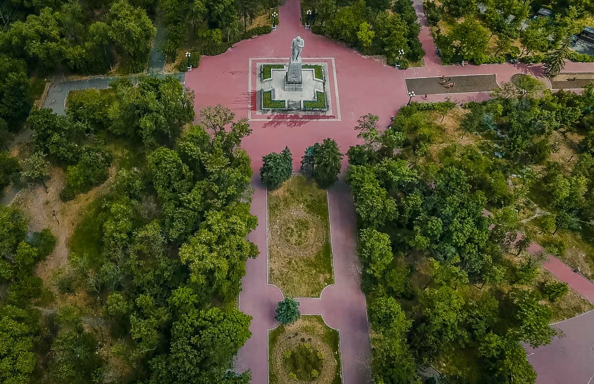 Памятник Тарасу Шевченко
