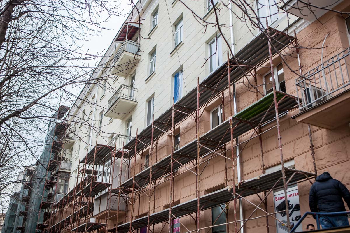 Во время работ демонтировали около 300 кондиционеров с фасадов Во время работ демонтировали около 300 кондиционеров с фасадов