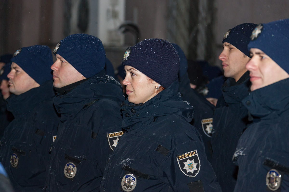 В главном управлении полиции прошло торжественное построение