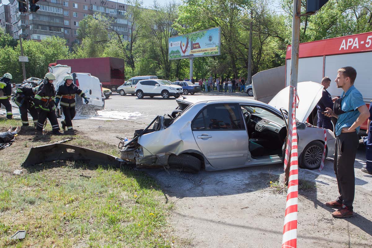 Водитель и пассажиры легковушки обошлись без серьезных травм