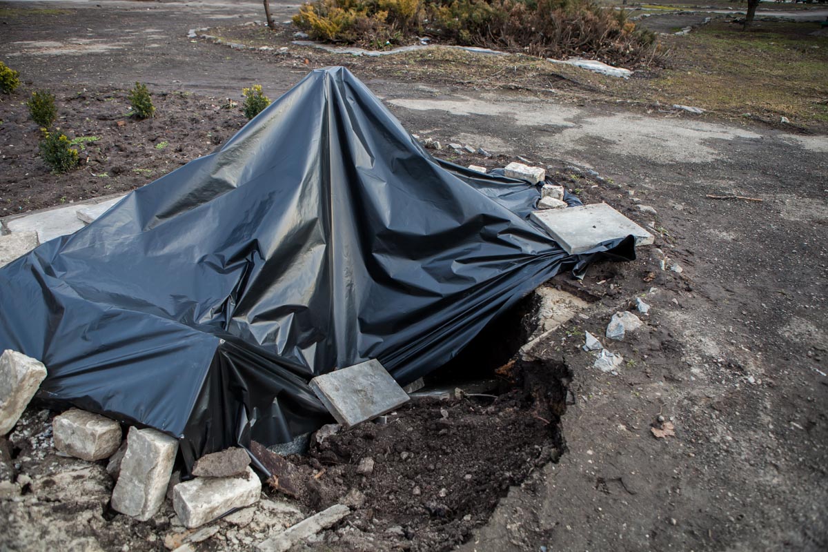 В Днепре развалился чернобыльский мемориал Вилкула