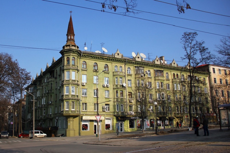 Так здание выглядело раньше